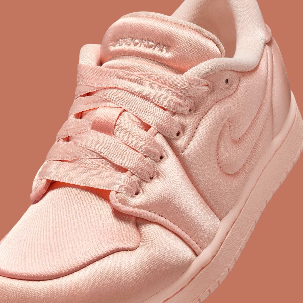 Air Jordan 1 Low, Air Jordan 1, Air Jordan - Air Jordan 1 Low Method of Make "Satin Pink" 2025 年春季發佈