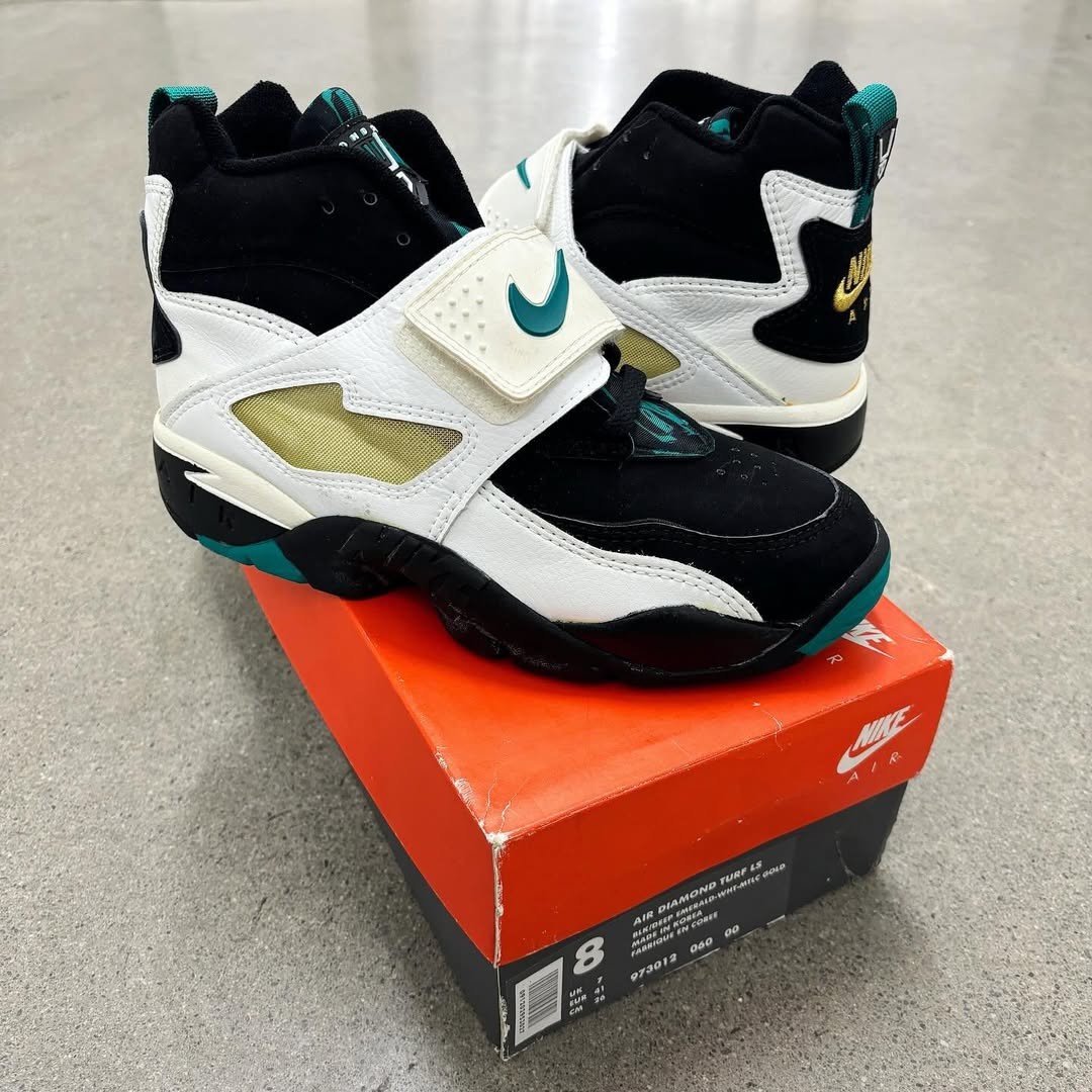 Nike Air Diamond Turf, Nike, Deion Sanders - 耐克空氣鑽石草 "綠寶石 "2025 年秋季回歸