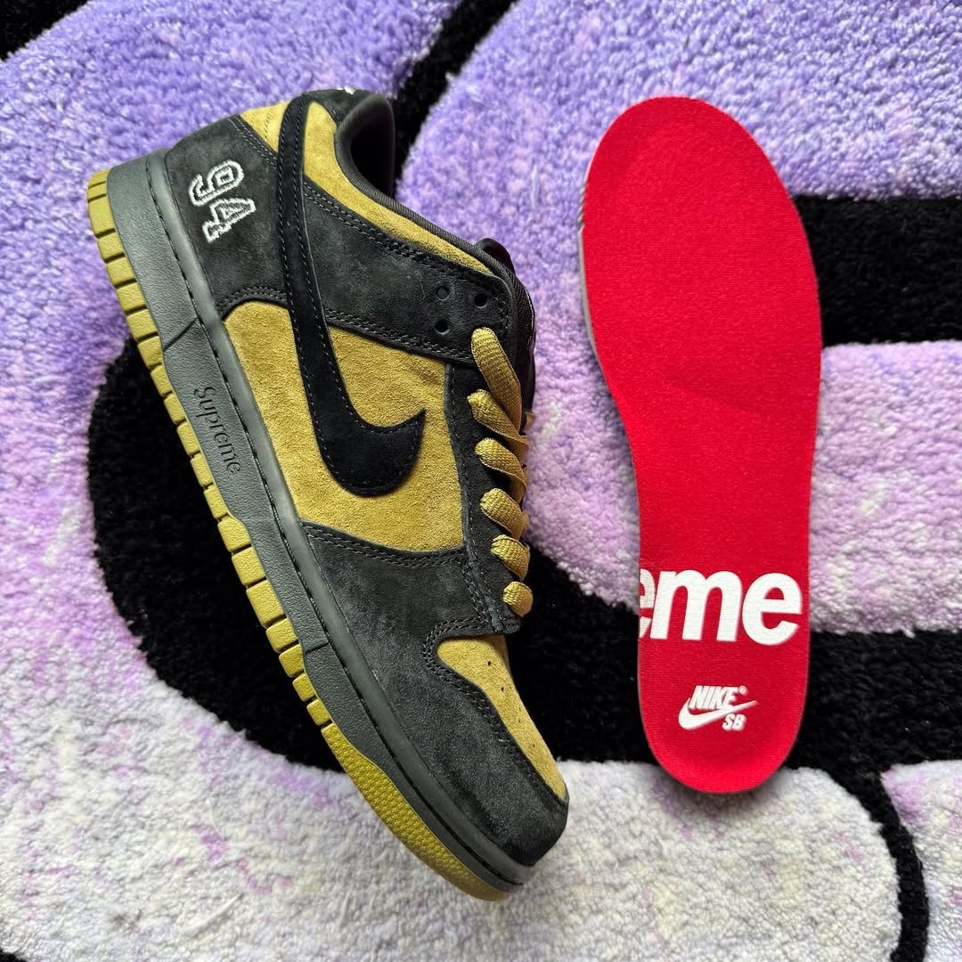 Supreme, Nike SB Dunk Low, Nike SB, Nike - Supreme x Nike SB Dunk Low "Camper Green" 2025 年春季發佈