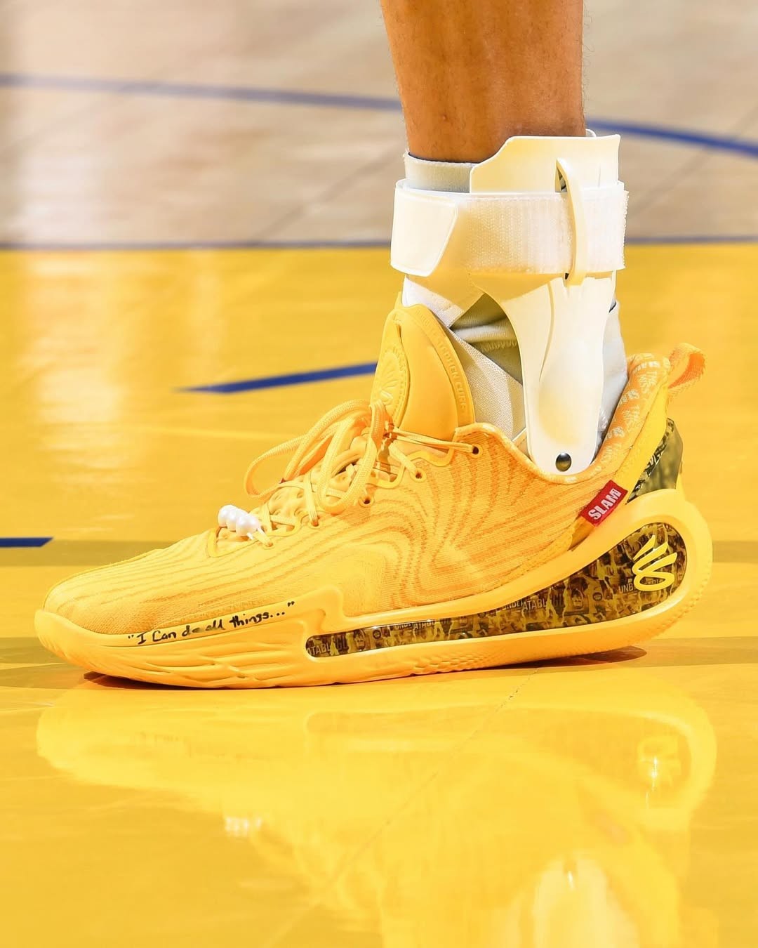 Under Armour, Curry 12 - 為慶祝斯蒂芬-庫里首次登上雜志封面，《SLAM》特別推出 UA 庫里套裝