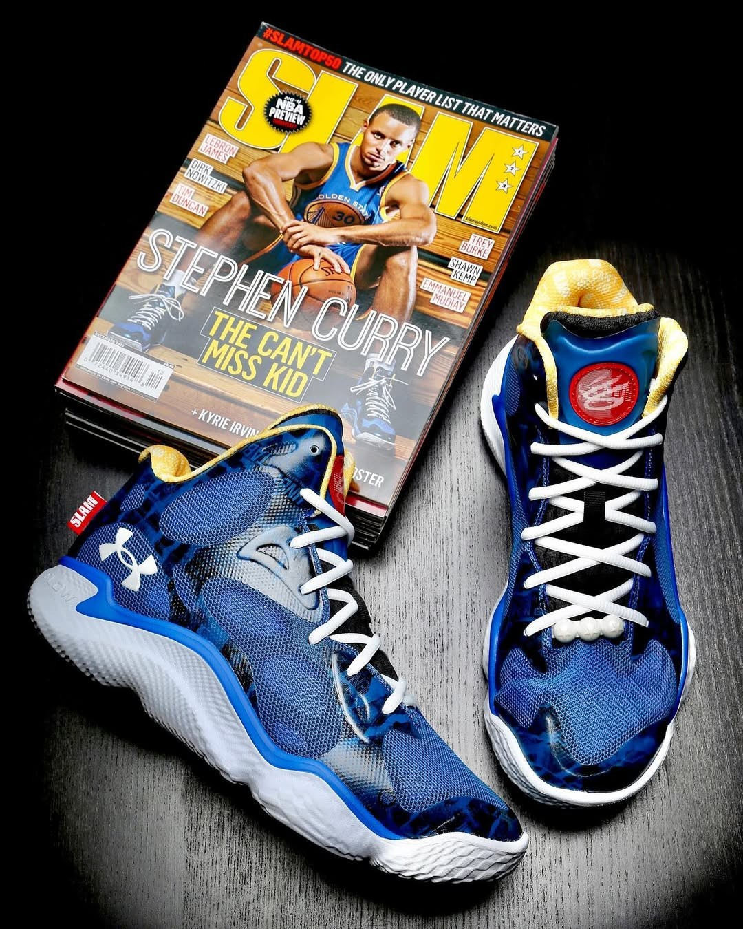 Under Armour, Curry 12 - 為慶祝斯蒂芬-庫里首次登上雜志封面，《SLAM》特別推出 UA 庫里套裝