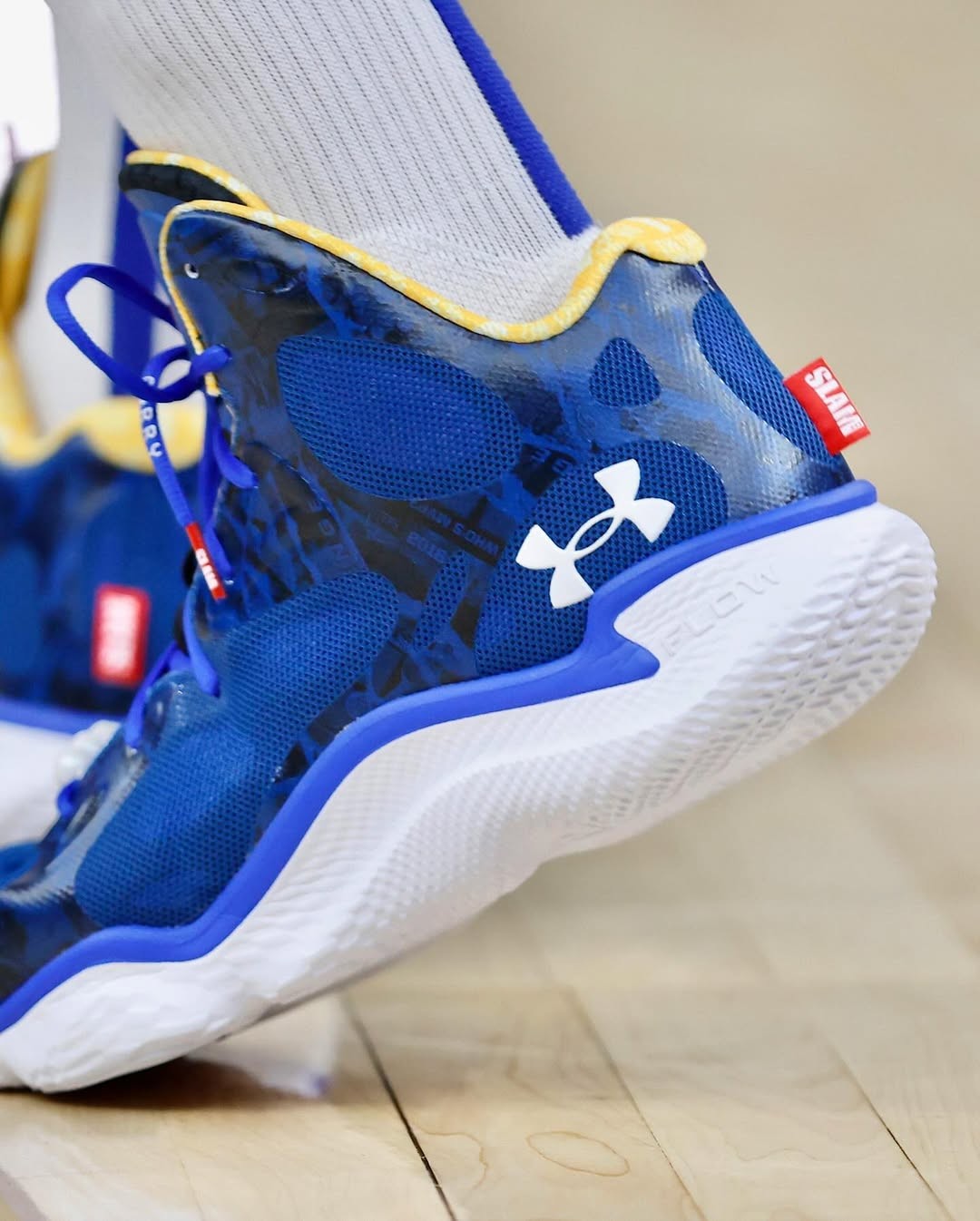 Under Armour, Curry 12 - 為慶祝斯蒂芬-庫里首次登上雜志封面，《SLAM》特別推出 UA 庫里套裝