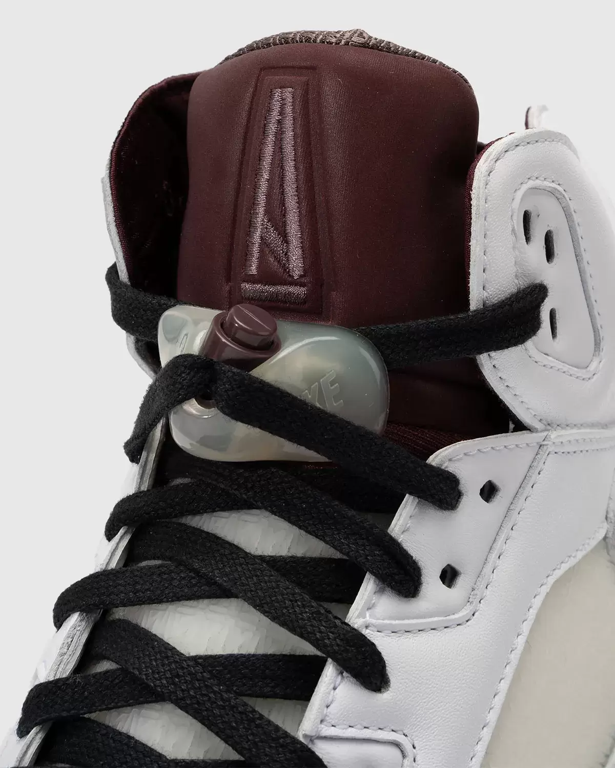 如何購買 A Ma Maniere x Air Jordan 5 "Black Collective" (2025) Air Jordan 5, Air Jordan, A Ma Maniere - 如何購買 A Ma Maniere x Air Jordan 5 "Black Collective" (2025)