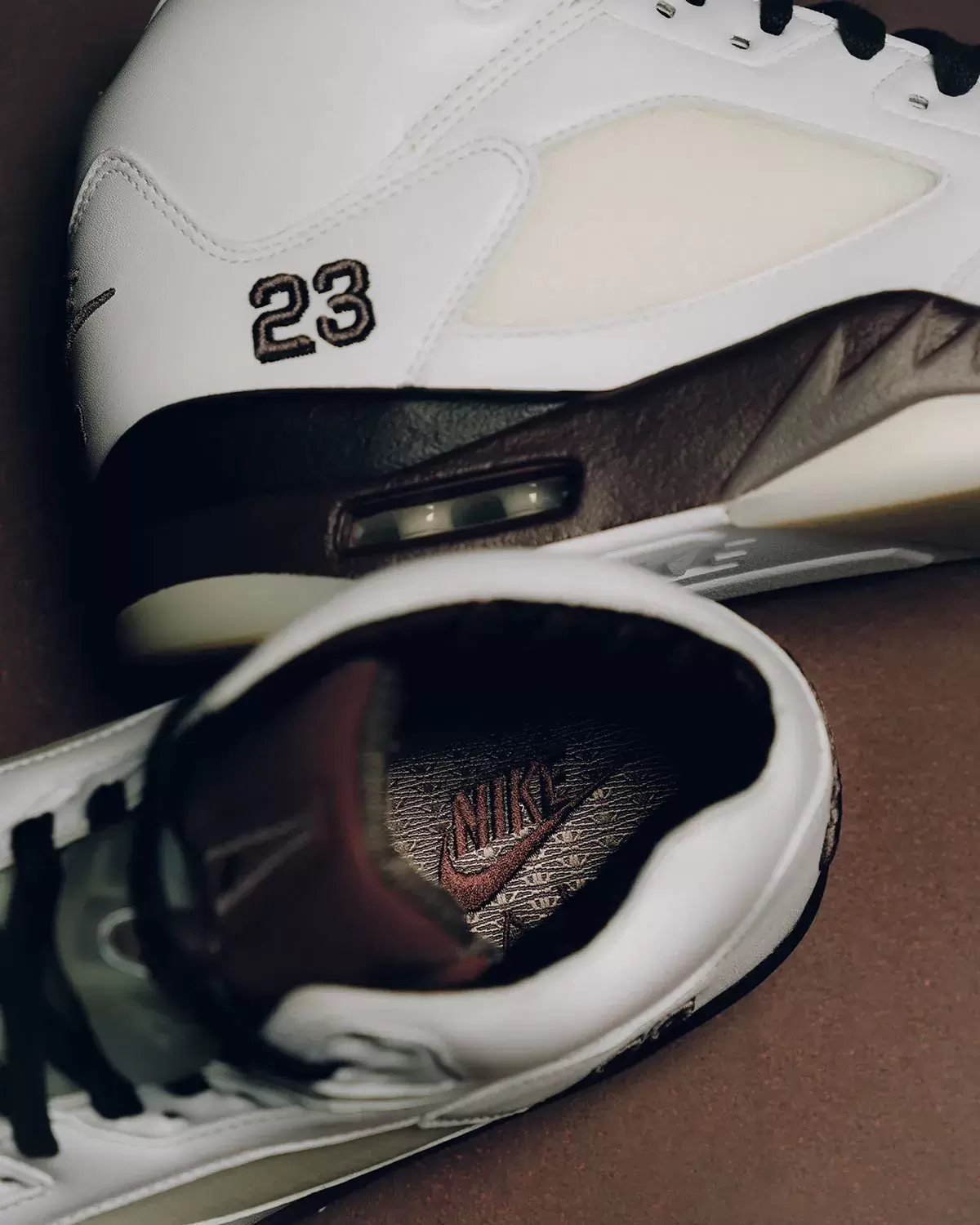 如何購買 A Ma Maniere x Air Jordan 5 "Black Collective" (2025) Air Jordan 5, Air Jordan, A Ma Maniere - 如何購買 A Ma Maniere x Air Jordan 5 "Black Collective" (2025)