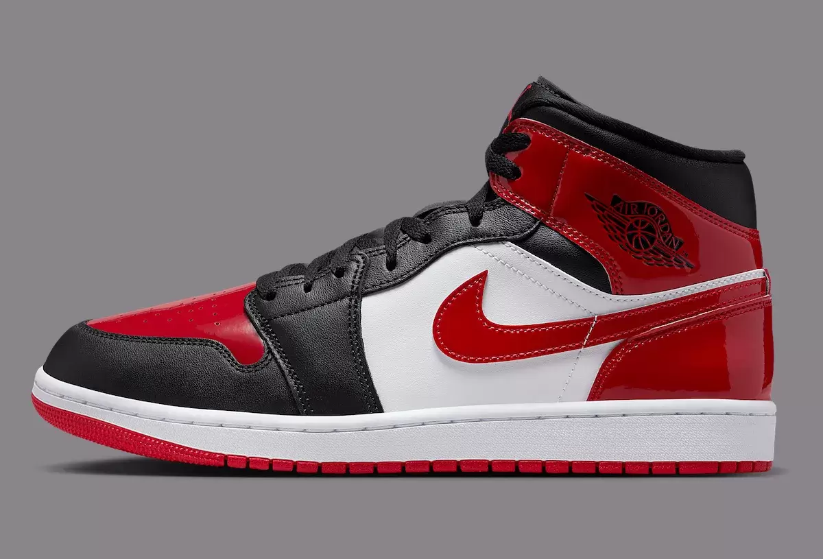 Air Jordan 1 Mid "Bred Toe "獲得亮面漆面改造 Air Jordan 1 Mid, Air Jordan 1 Bred Toe, Air Jordan 1 - Air Jordan 1 Mid "Bred Toe "獲得亮面漆面改造