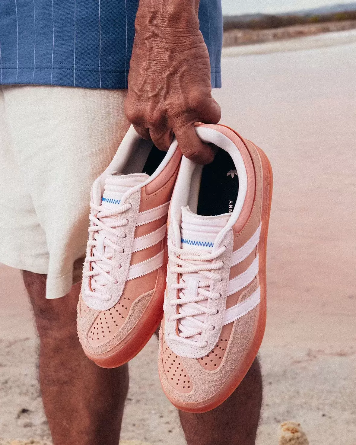 Bad Bunny x adidas Gazelle Indoor "Cabo Rojo" 7 月 26 日發佈 Bad Bunny, adidas Gazelle, adidas - Bad Bunny x adidas Gazelle Indoor "Cabo Rojo" 7 月 26 日發佈