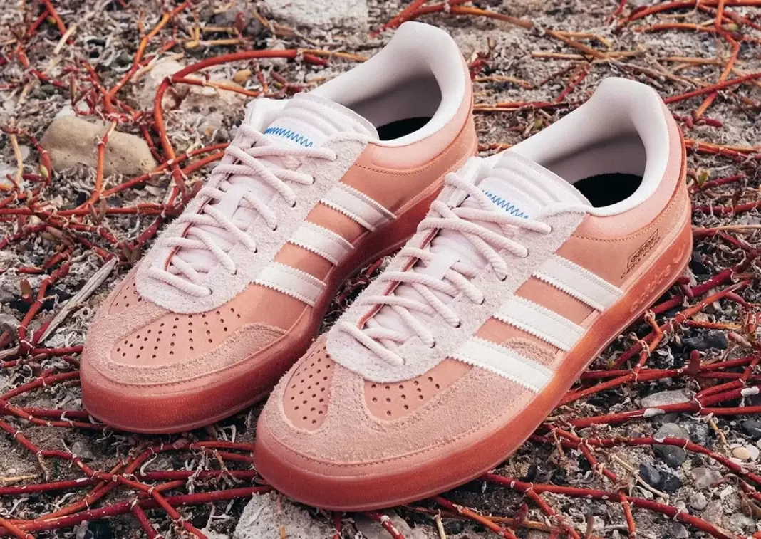 Bad Bunny, adidas Gazelle, adidas - Bad Bunny x adidas Gazelle Indoor "Cabo Rojo" 7 月 26 日發佈