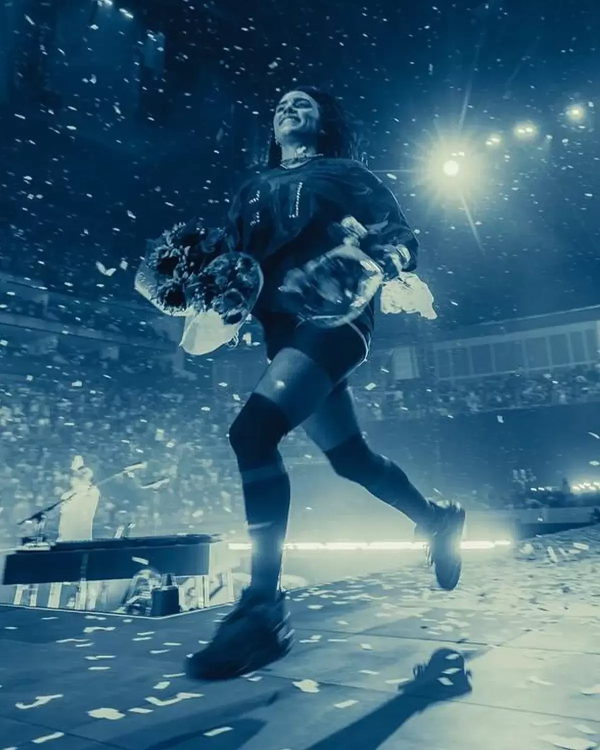 Billie Eilish, Air Jordan 4, Air Jordan - 第一眼：Billie Eilish x Air Jordan 4 (2025)