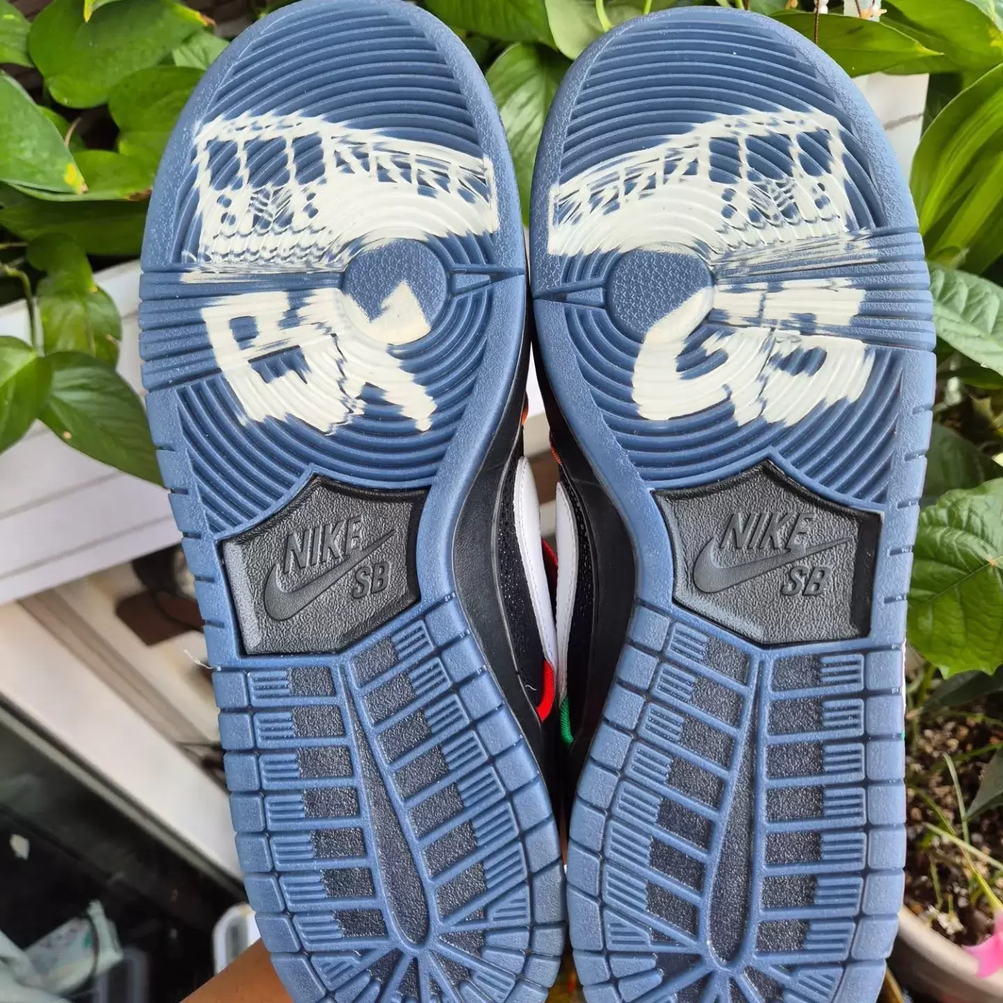 布朗克斯女孩滑板 x 耐克 SB Dunk Low 2025 年假日發佈 Nike SB Dunk Low, Nike SB, Nike - 布朗克斯女孩滑板 x 耐克 SB Dunk Low 2025 年假日發佈