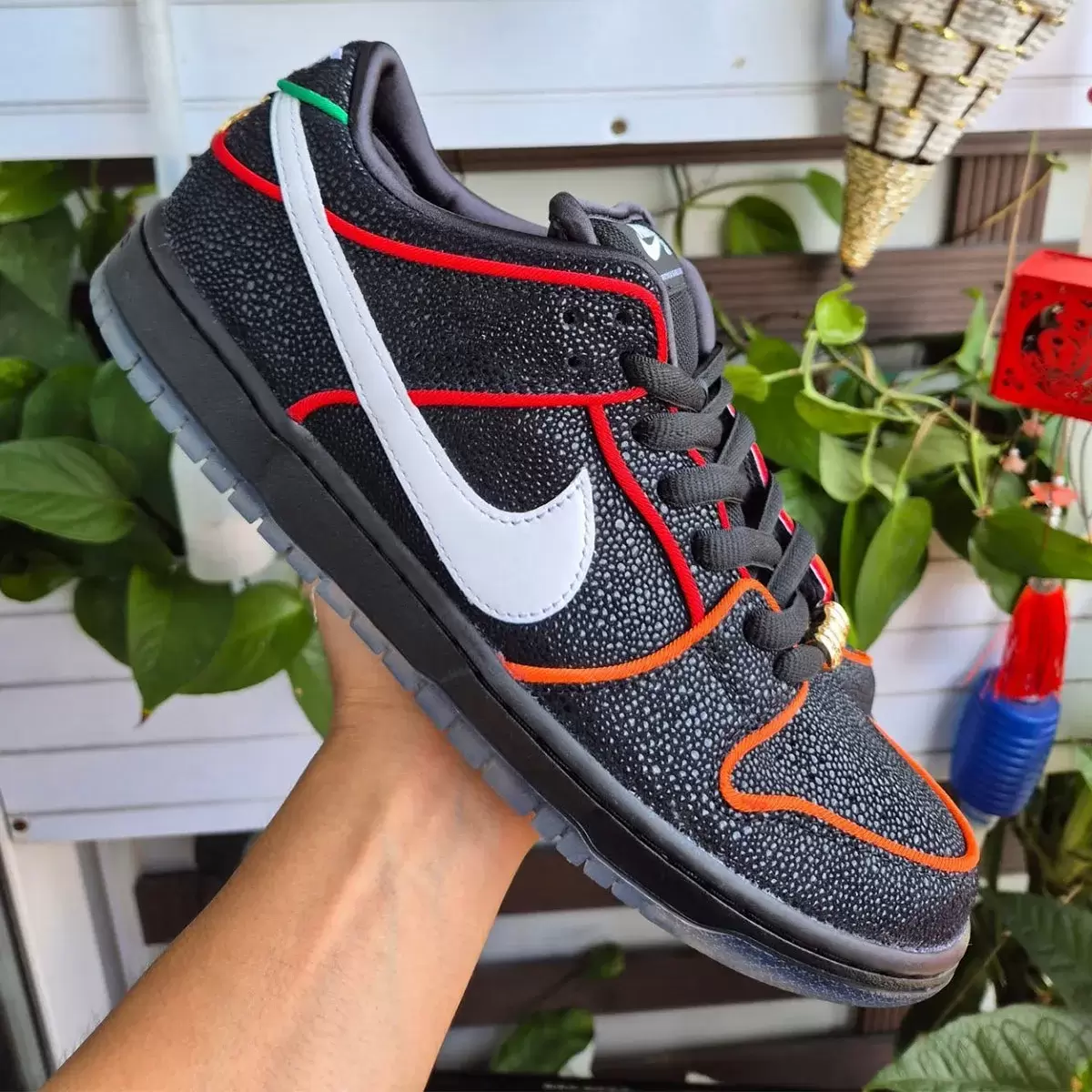 布朗克斯女孩滑板 x 耐克 SB Dunk Low 2025 年假日發佈 Nike SB Dunk Low, Nike SB, Nike - 布朗克斯女孩滑板 x 耐克 SB Dunk Low 2025 年假日發佈