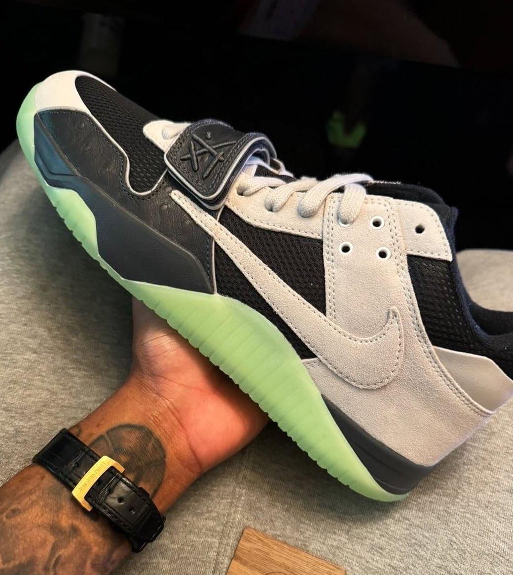 First look at the Chase B Travis Scott Jordan Jumpman Jack TR IH7971-001 releasing Holiday 2025 First look at the Chase B Travis Scott Jordan Jumpman Jack TR IH7971-001 releasing Holiday 2025