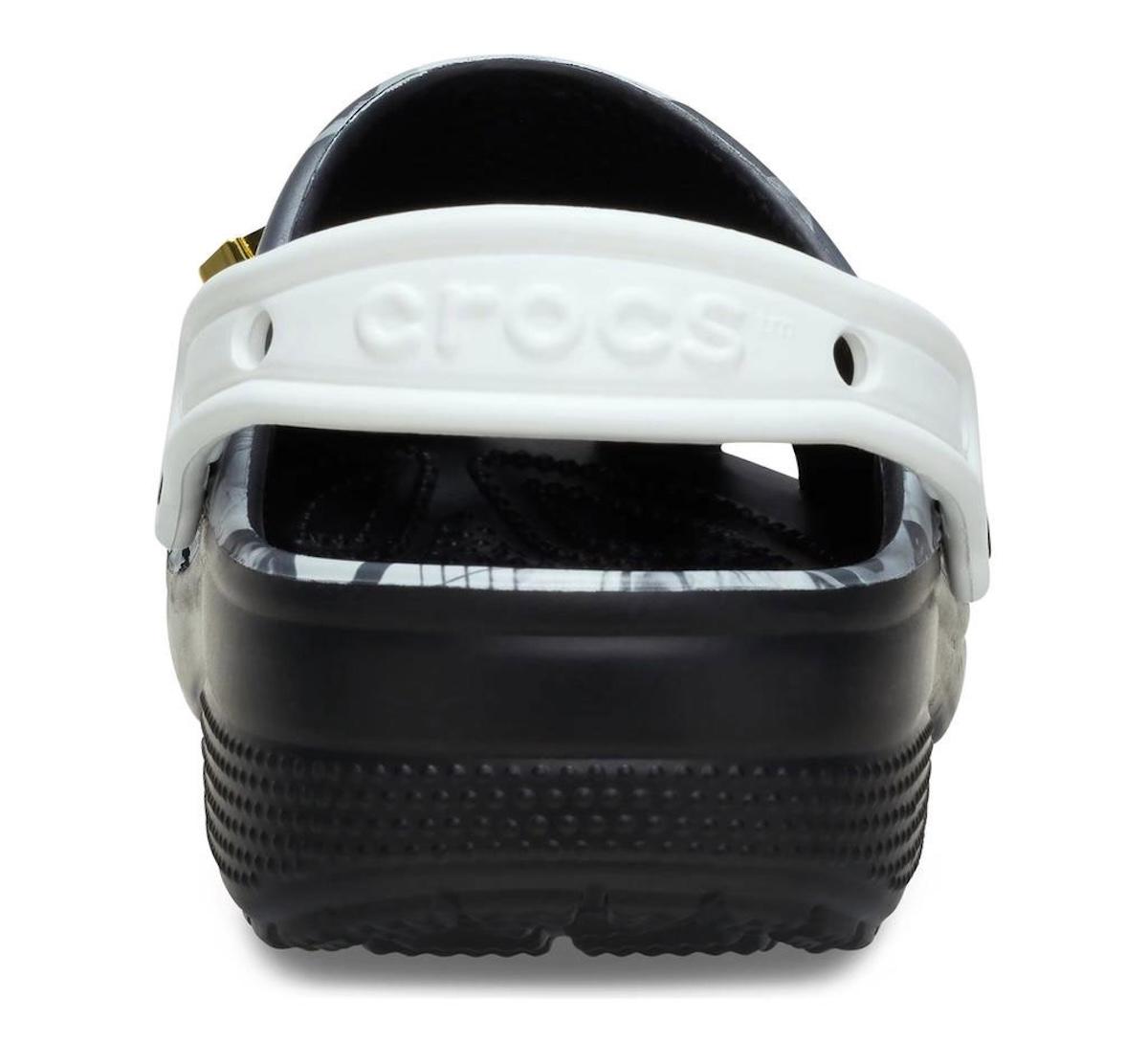Crocs - Crocs 經典木屐慶祝 2025 年貓王周