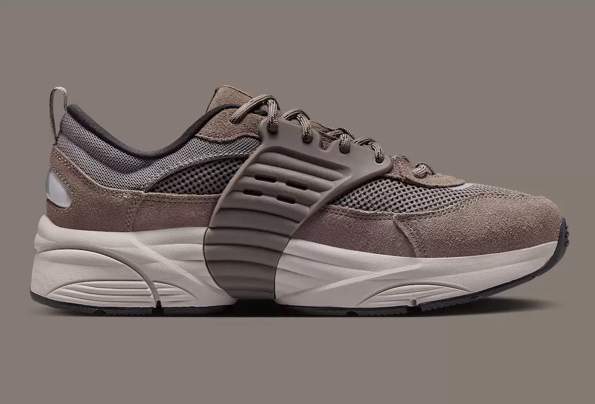 第一印象:喬丹跑鞋 O/S "Cave Stone" (2025) Nike, Jordan Trunner OS, Jordan Trunner LX, Jordan Brand, Air Jordan 4 - 第一印象:喬丹跑鞋 O/S "Cave Stone" (2025)