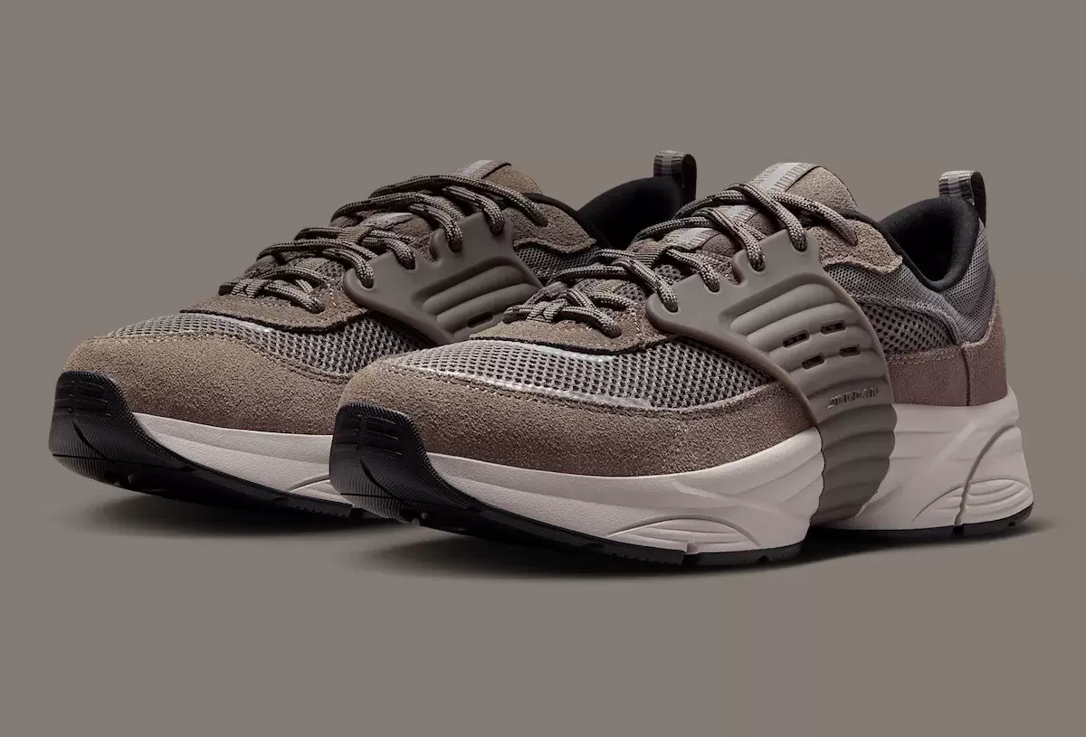 第一印象:喬丹跑鞋 O/S "Cave Stone" (2025) Nike, Jordan Trunner OS, Jordan Trunner LX, Jordan Brand, Air Jordan 4 - 第一印象:喬丹跑鞋 O/S "Cave Stone" (2025)