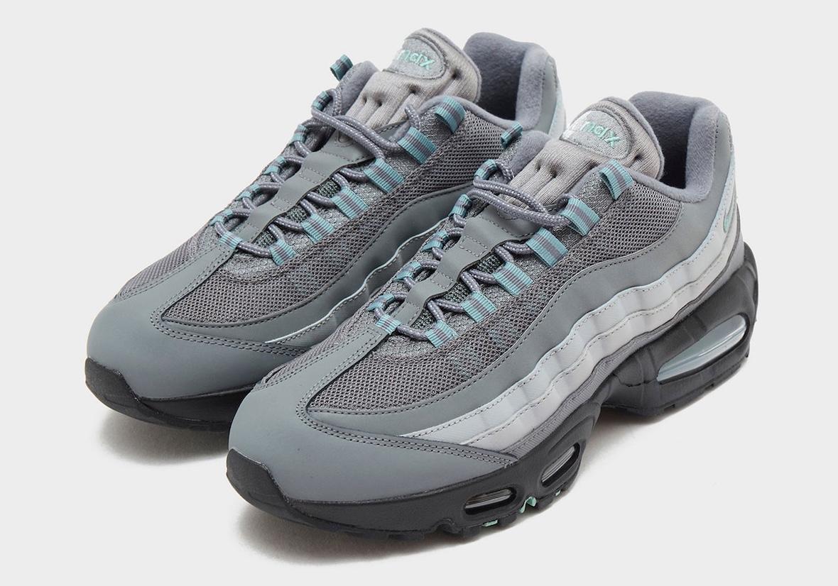 耐克 Air Max 95 OG 以 "灰色/翠綠色 "保持酷感 Nike Air Max 95, Nike Air Max, Nike - 耐克 Air Max 95 OG 以 "灰色/翠綠色 "保持酷感