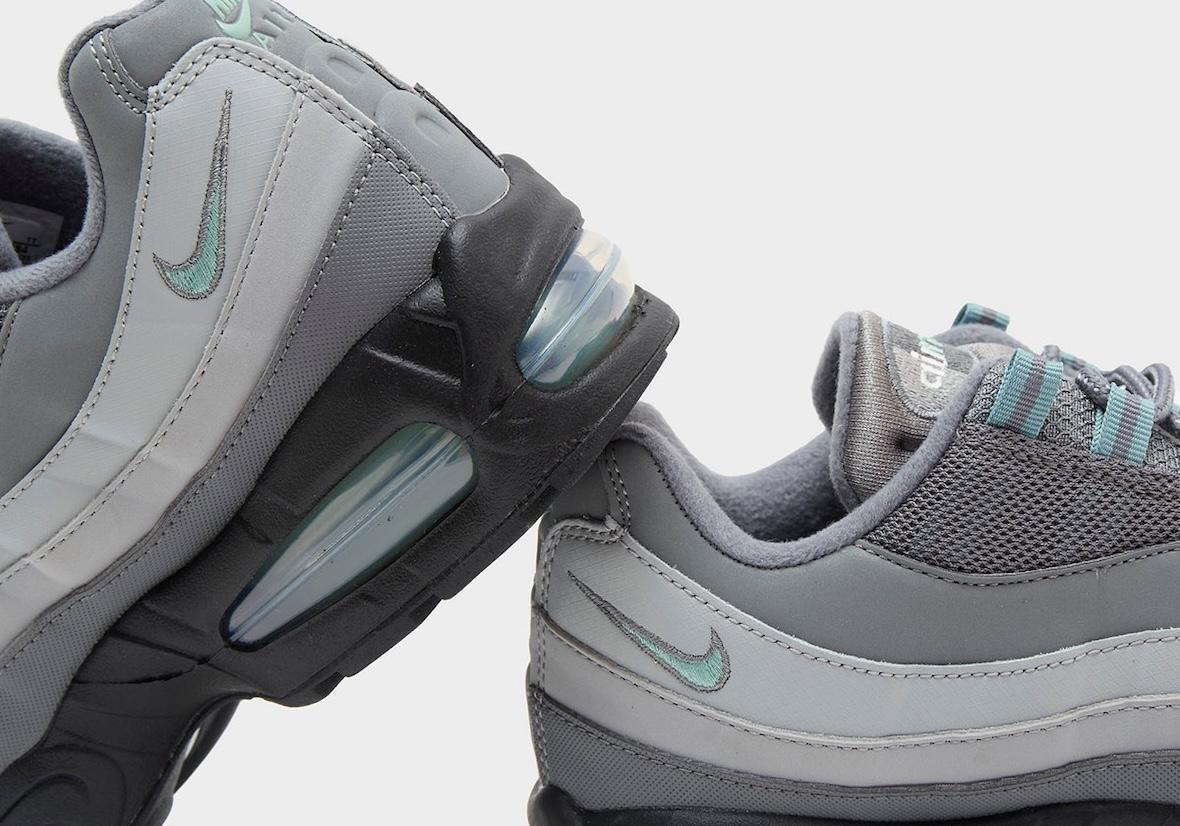 耐克 Air Max 95 OG 以 "灰色/翠綠色 "保持酷感 Nike Air Max 95, Nike Air Max, Nike - 耐克 Air Max 95 OG 以 "灰色/翠綠色 "保持酷感