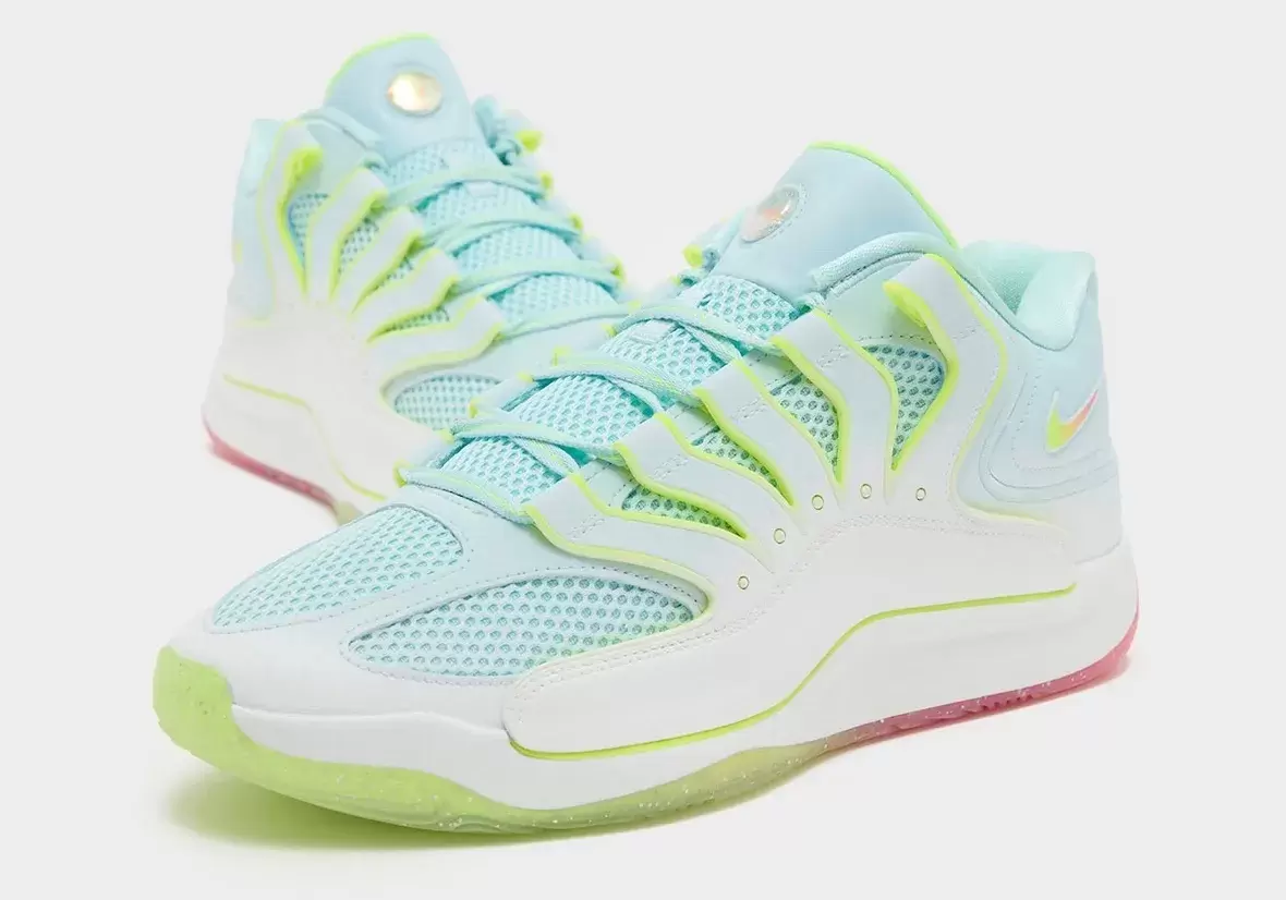 耐克 KD 18 "輕松賺錢 "版以 "冰川藍 "和 "伏特 "亮相 Nike KD 18, Nike - 耐克 KD 18 "輕松賺錢 "版以 "冰川藍 "和 "伏特 "亮相
