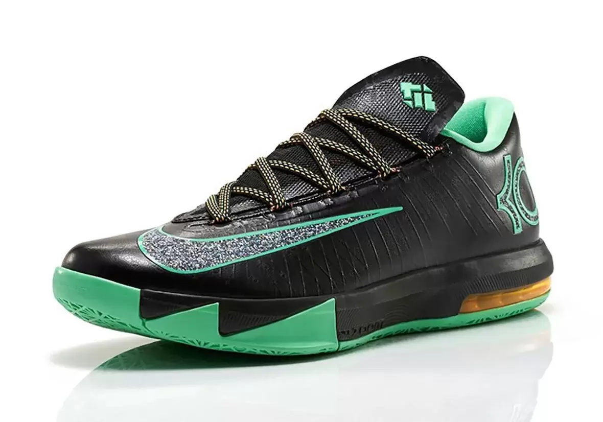耐克 KD 6 "夜視 "2026 年 6 月回歸 Nike KD 6, Nike - 耐克 KD 6 "夜視 "2026 年 6 月回歸