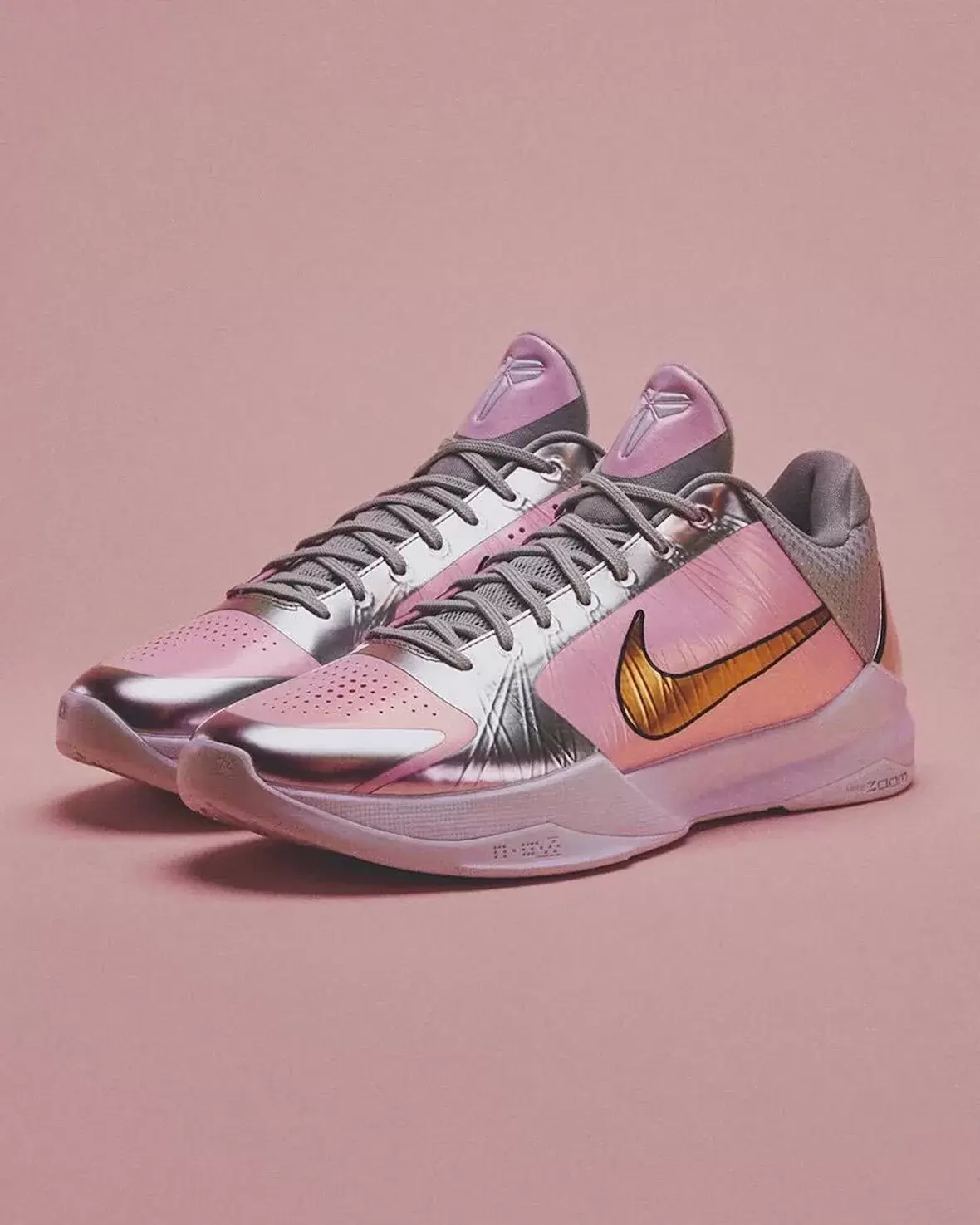 耐克 Kobe 5 Protro PE 為阿里克-奧貢博瓦萊閃亮登場 Nike Kobe 5 Protro, Nike Kobe 5, Nike - 耐克 Kobe 5 Protro PE 為阿里克-奧貢博瓦萊閃亮登場