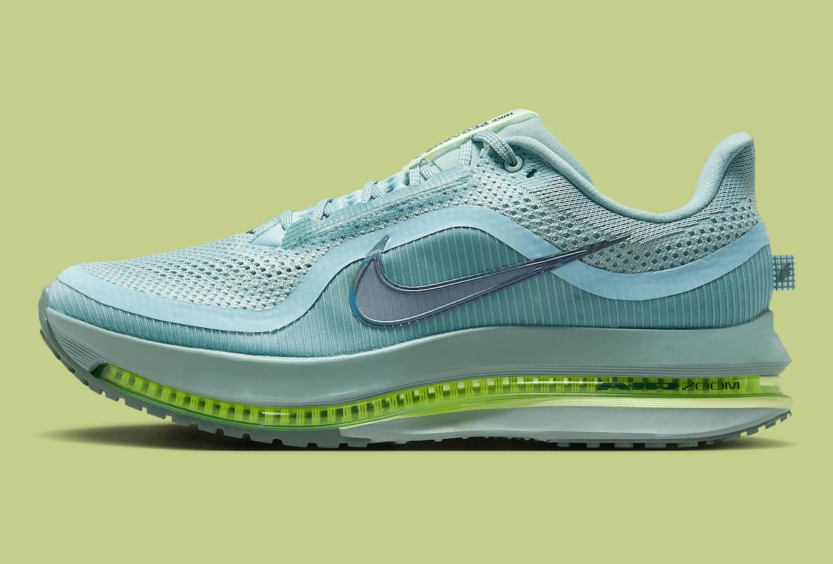 耐克 Pegasus Premium "大炮 "採用伏特配色 Nike Pegasus Premium, Nike - 耐克 Pegasus Premium "大炮 "採用伏特配色