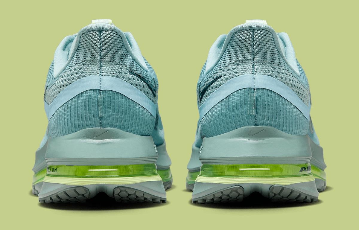 耐克 Pegasus Premium "大炮 "採用伏特配色 Nike Pegasus Premium, Nike - 耐克 Pegasus Premium "大炮 "採用伏特配色