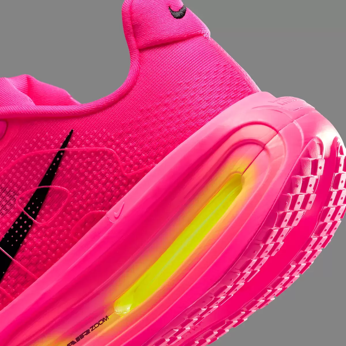 耐克 Vomero Premium "超粉色 "2025 年 10 月發佈 Nike Vomero Premium, Nike - 耐克 Vomero Premium "超粉色 "2025 年 10 月發佈
