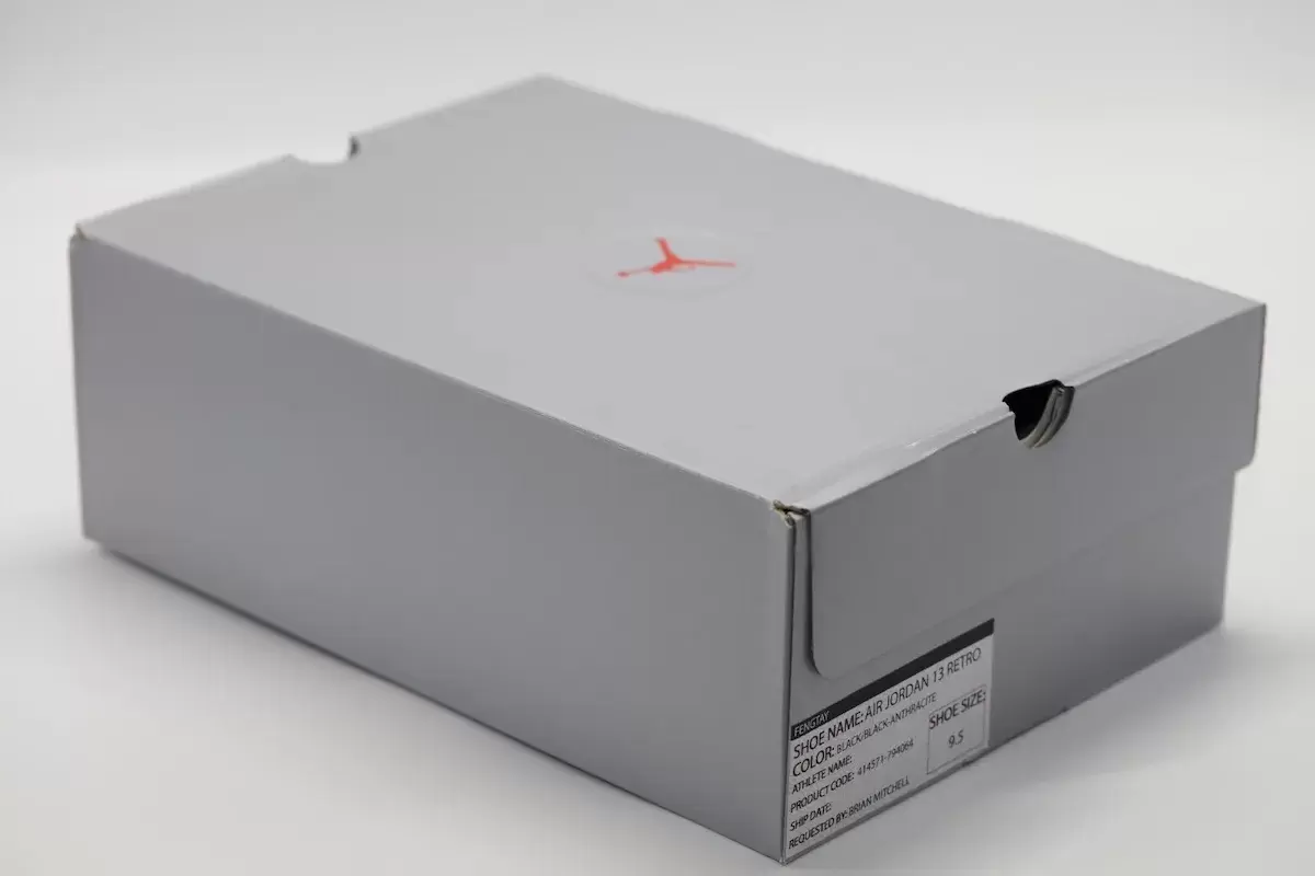 Air Jordan 13, Air Jordan 1, Air Jordan - 惡名昭彰的 B.I.G. x Air Jordan 13 樣品的詳細介紹