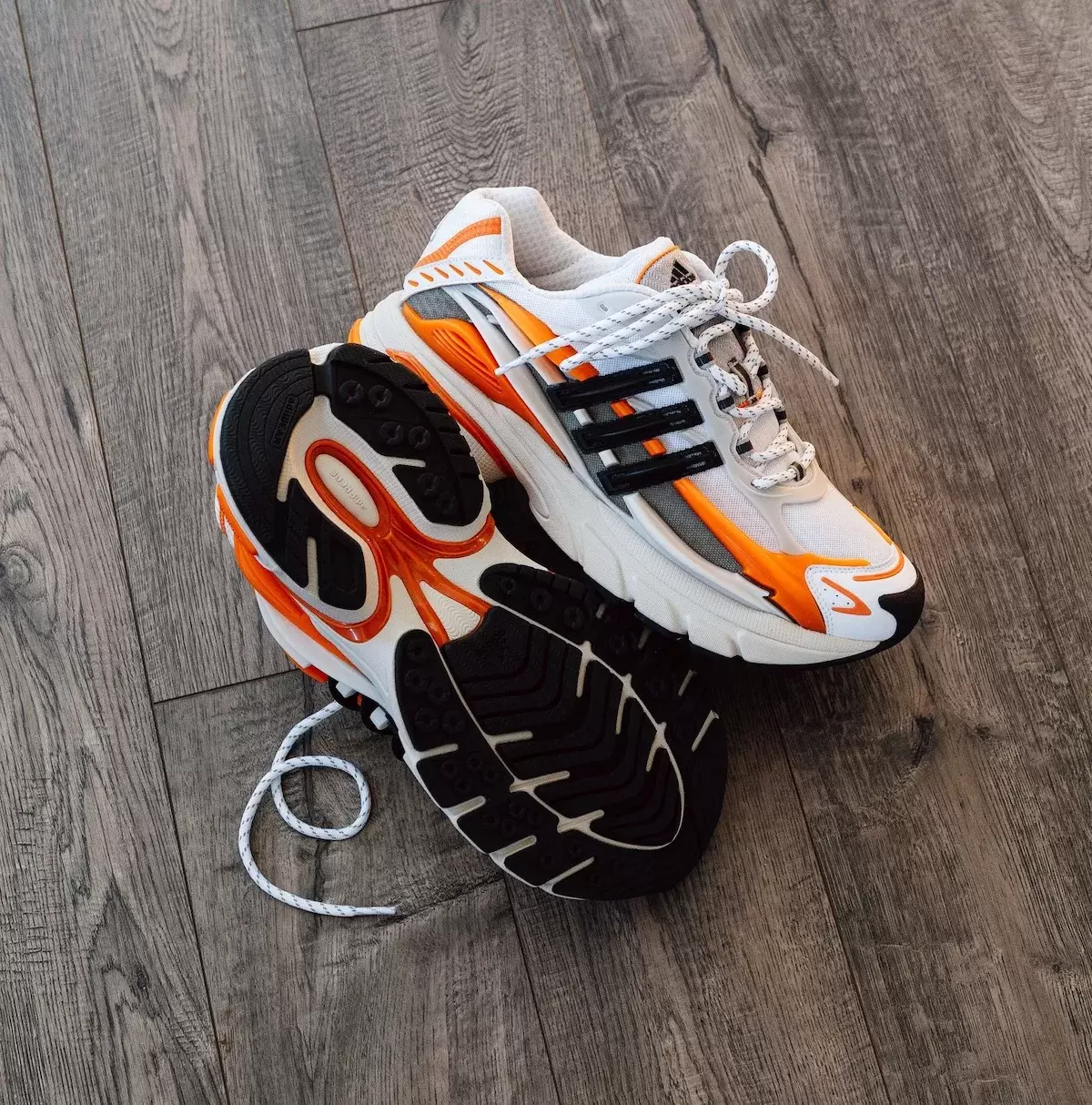 Pharrell x adidas Adistar Jellyfish 將於 2025 年 8 月發佈 Pharrell Williams, adidas Adistar Jellyfish, adidas - Pharrell x adidas Adistar Jellyfish 將於 2025 年 8 月發佈