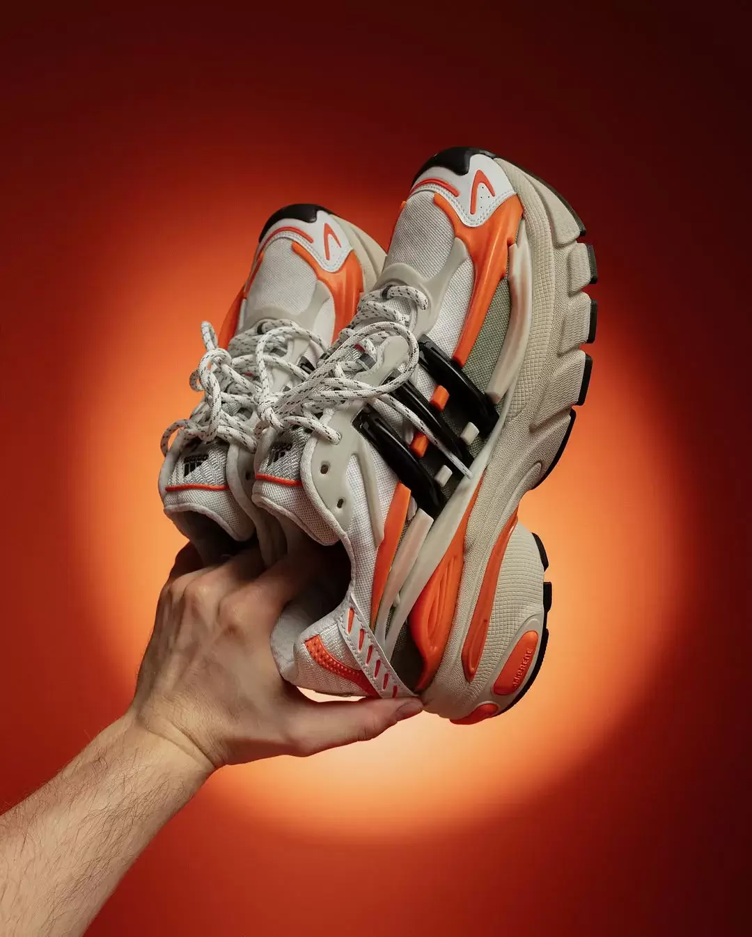 Pharrell x adidas Adistar Jellyfish 將於 2025 年 8 月發佈 Pharrell Williams, adidas Adistar Jellyfish, adidas - Pharrell x adidas Adistar Jellyfish 將於 2025 年 8 月發佈