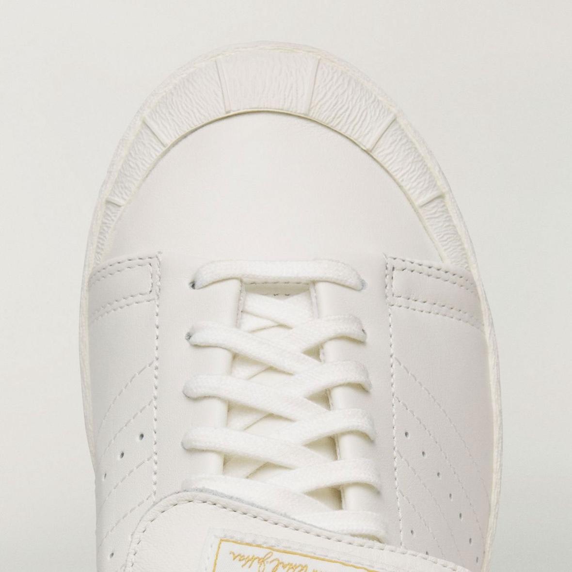威利-查瓦里亞 x 阿迪達斯賈巴爾低幫鞋 "米白色/金色 "亮相 Willy Chavarria, Off-White, adidas Jabbar, adidas - 威利-查瓦里亞 x 阿迪達斯賈巴爾低幫鞋 "米白色/金色 "亮相