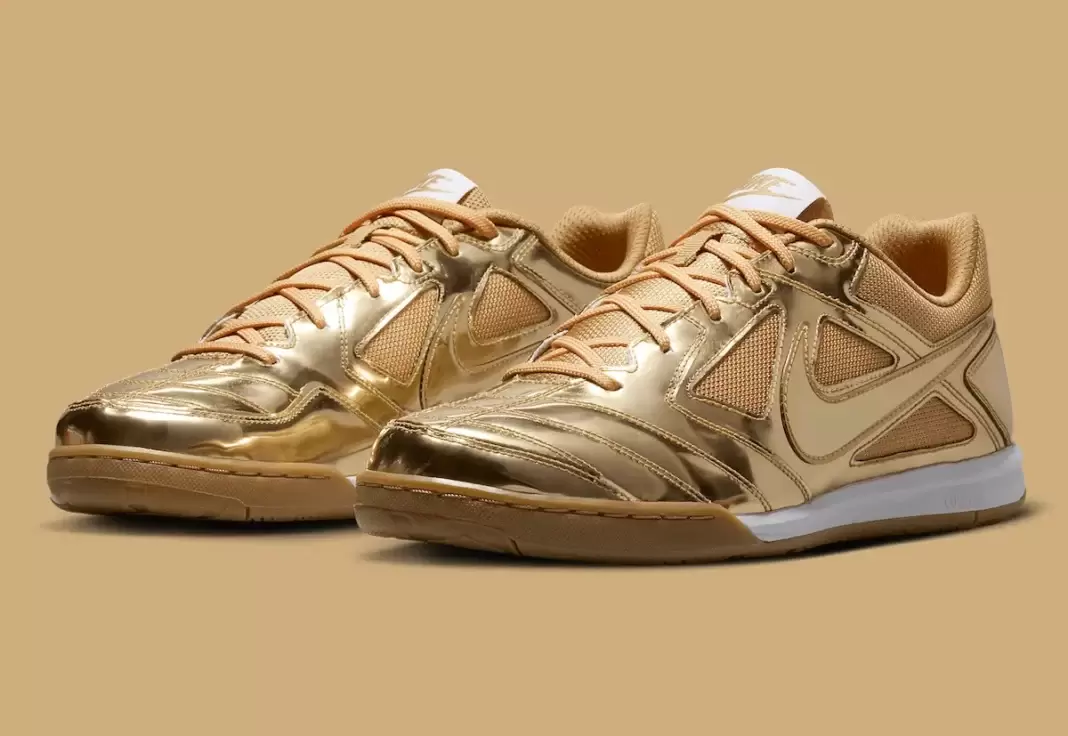 Nike Gato, Nike - 耐克 Gato "液態金 "現已上市（2025 年 8 月）