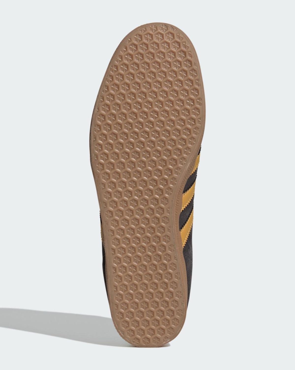 阿迪達斯 Gazelle 系列慶祝第 25/26 屆足球賽第三場球衣發佈 adidas Gazelle, adidas - 阿迪達斯 Gazelle 系列慶祝第 25/26 屆足球賽第三場球衣發佈