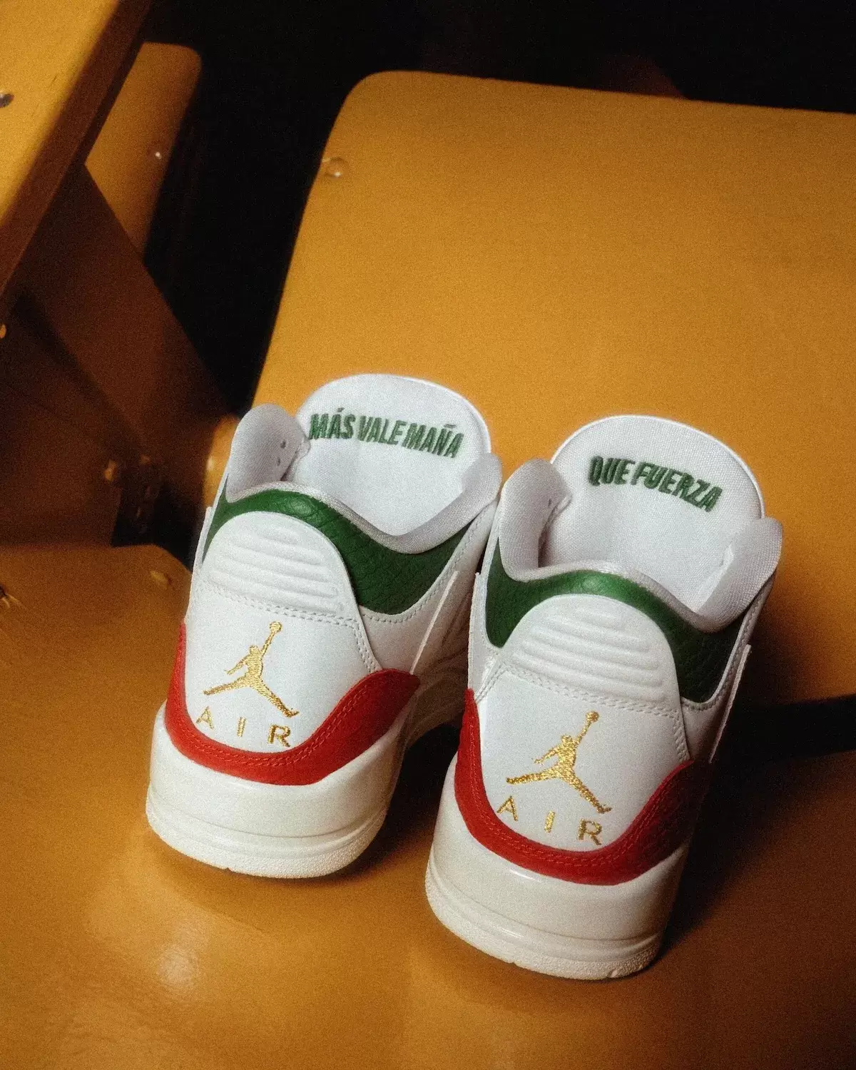 Air Jordan 3 Mexico "El Vuelo" 慶祝自由鬥士文化 Nike, Air Jordan 3, Air Jordan - Air Jordan 3 Mexico "El Vuelo" 慶祝自由鬥士文化