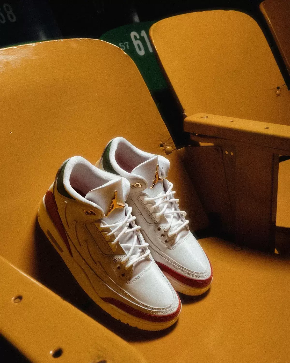 Air Jordan 3 Mexico "El Vuelo" 慶祝自由鬥士文化 Nike, Air Jordan 3, Air Jordan - Air Jordan 3 Mexico "El Vuelo" 慶祝自由鬥士文化