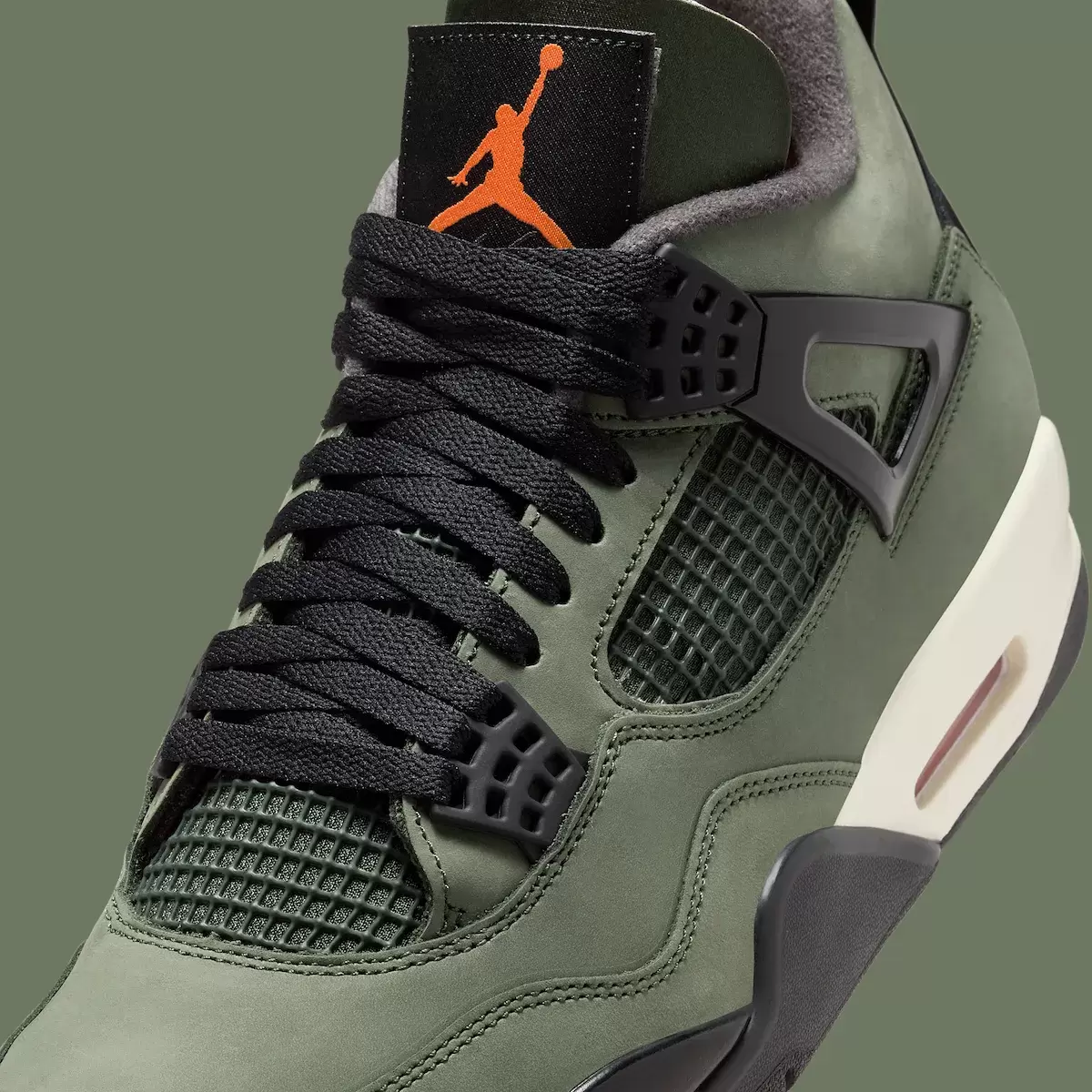 Undefeated x Air Jordan 4 將於 8 月 28 日在 SNKRS 上發佈 Undefeated, Air Jordan 4 Undefeated, Air Jordan 4, Air Jordan - Undefeated x Air Jordan 4 將於 8 月 28 日在 SNKRS 上發佈