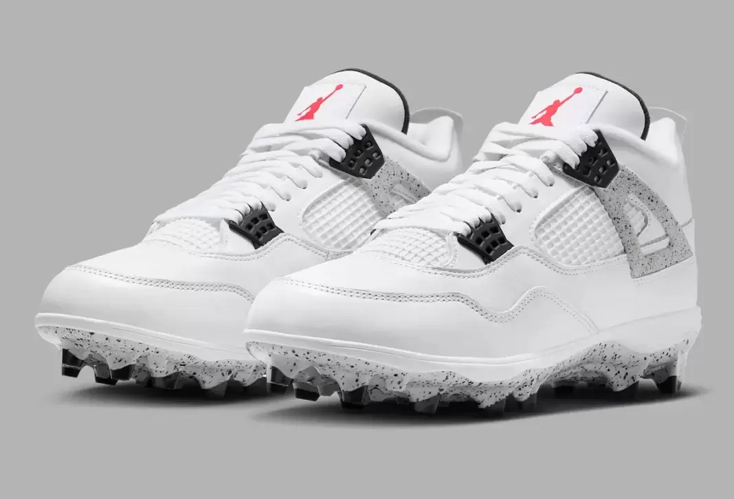 Nike, Jordan Brand, Air Jordan 4 White Cement, Air Jordan 4 - 空中喬丹 4 "白水泥 "足球鞋 9 月 4 日發佈