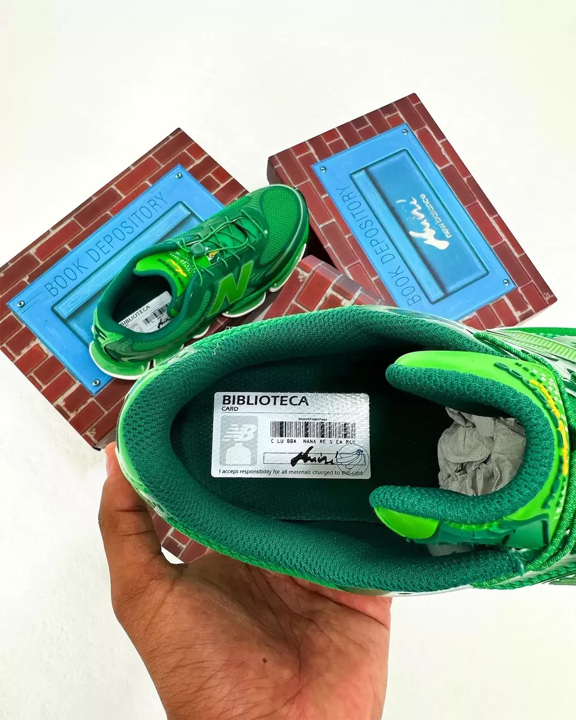 阿米內 x New Balance 2000 "圖書館 "10 月 3 日發佈 New Balance 2000, New Balance, Amine - 阿米內 x New Balance 2000 "圖書館 "10 月 3 日發佈
