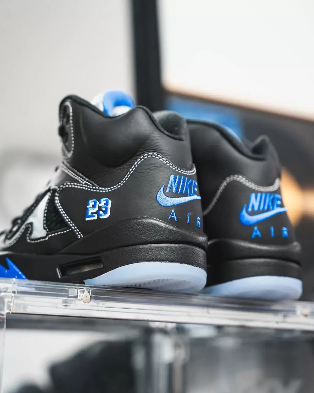 Awake NY x Air Jordan 5 "快艇藍 "8月30日發佈 Awake NY, Air Jordan 5, Air Jordan - Awake NY x Air Jordan 5 "快艇藍 "8月30日發佈