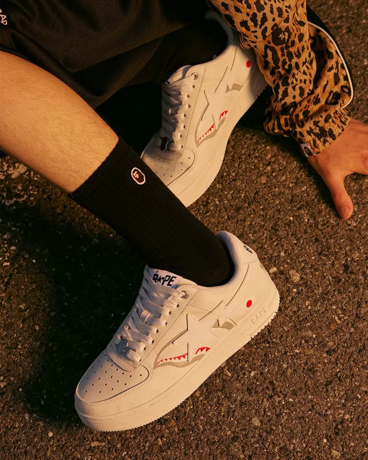 BAPE 重現標志性的 BAPE STA Shark(鯊魚圖案 Bape Bapesta, BAPE - BAPE 重現標志性的 BAPE STA Shark(鯊魚圖案