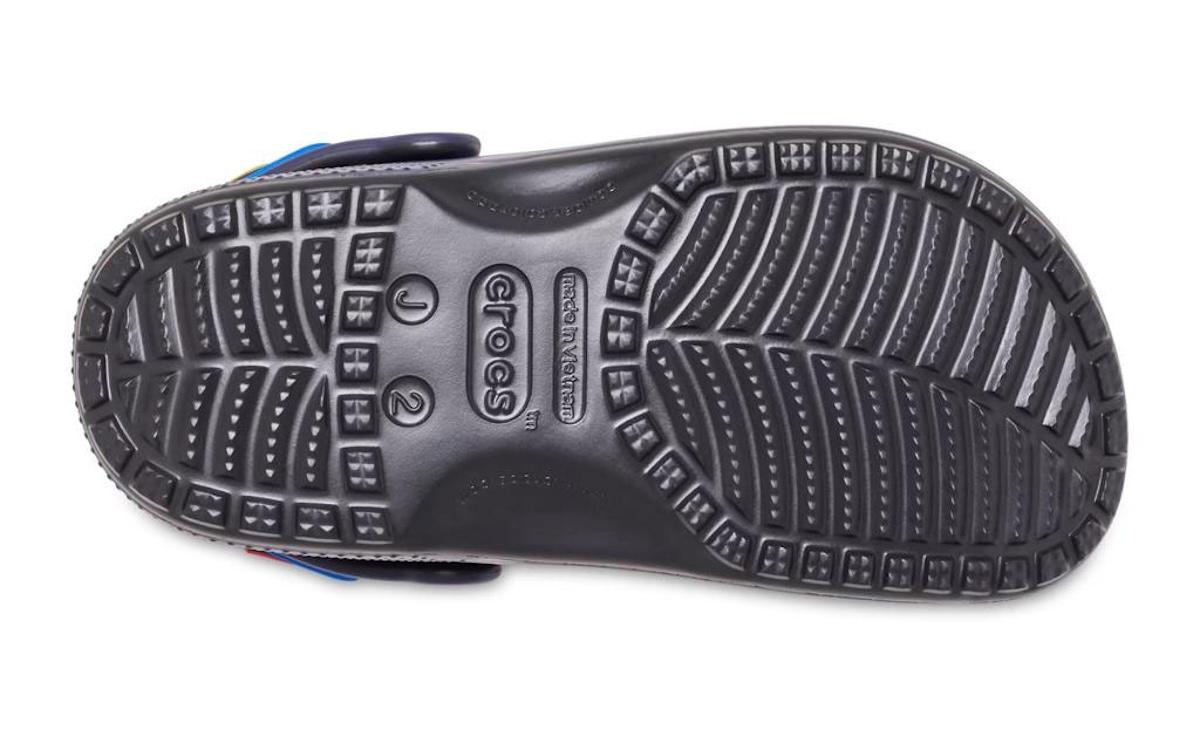 DC 的正義聯盟 x Crocs 經典木屐 2025 年 8 月發佈 Crocs - DC 的正義聯盟 x Crocs 經典木屐 2025 年 8 月發佈