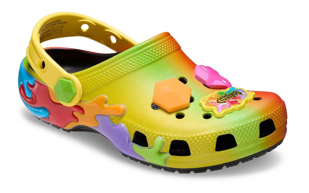 Usher, Crocs - Gushers x Crocs 經典木屐 8 月 8 日發佈