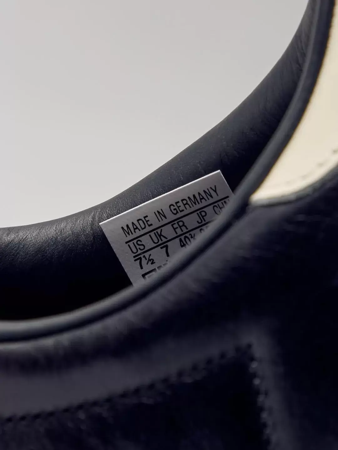 羅尼-菲格 x 阿迪達斯超級明星 "黑領帶 2.0"8 月 25 日發佈 Ronnie Fieg, KITH, adidas superstar - 羅尼-菲格 x 阿迪達斯超級明星 "黑領帶 2.0"8 月 25 日發佈