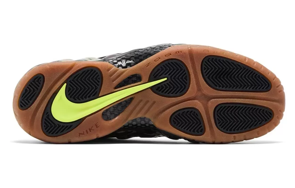 耐克 Air Foamposite Pro "綠色迷彩 "2026 年夏季回歸 Nike Air Foamposite Pro, Nike - 耐克 Air Foamposite Pro "綠色迷彩 "2026 年夏季回歸
