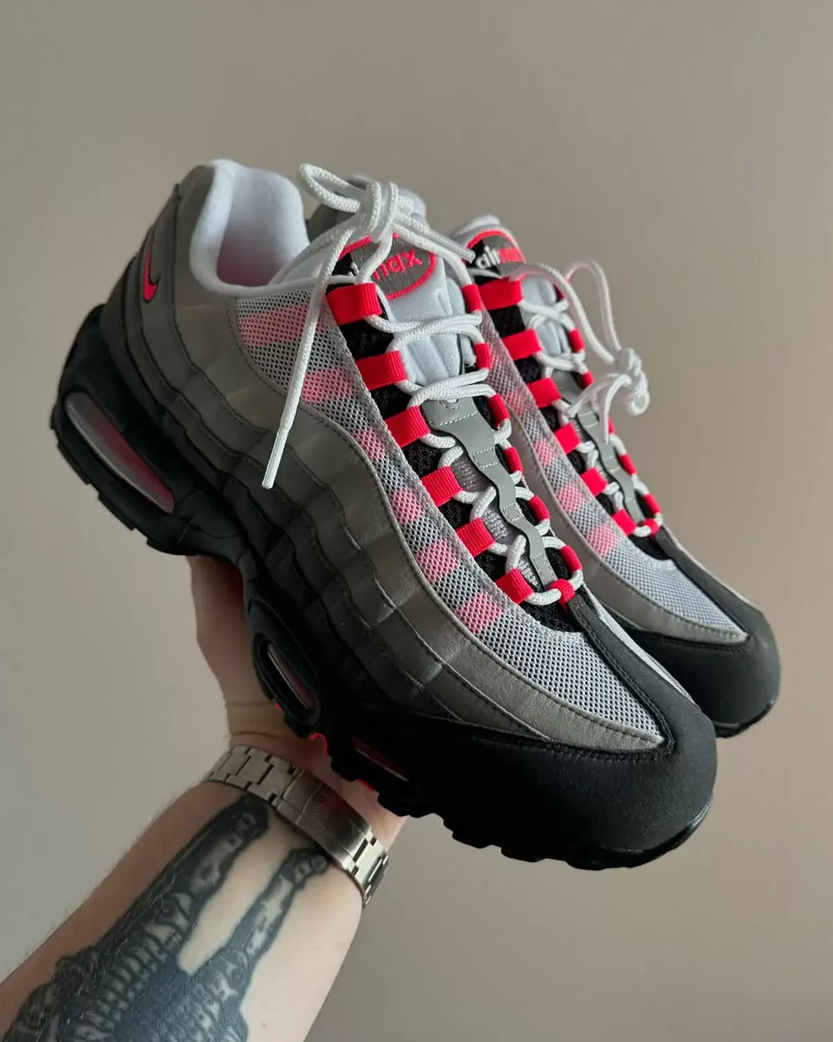 耐克 Air Max 95 OG "太陽紅 "2025 年秋季發佈 Nike Air Max 95, Nike Air Max, Nike - 耐克 Air Max 95 OG "太陽紅 "2025 年秋季發佈
