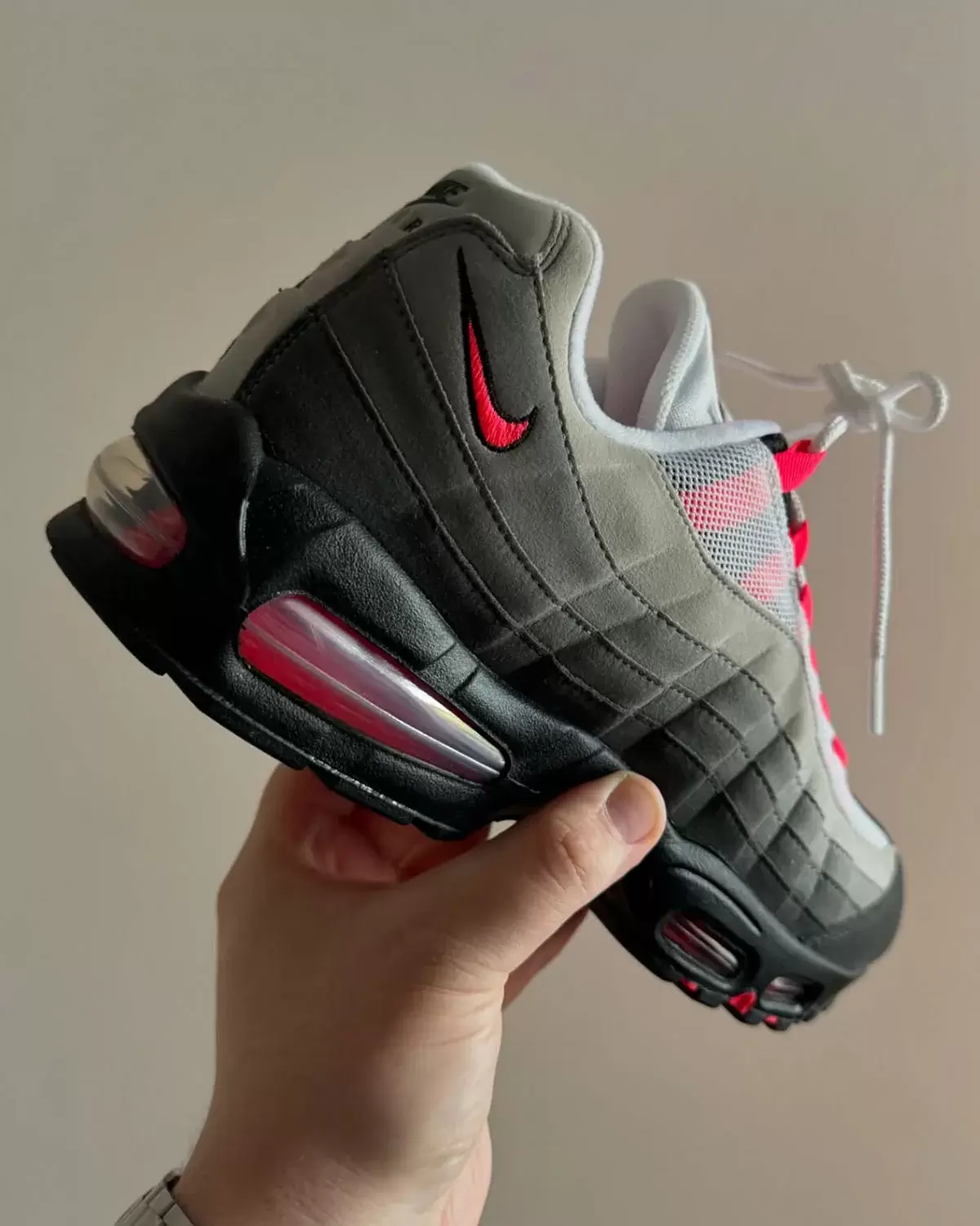 耐克 Air Max 95 OG "太陽紅 "2025 年秋季發佈 Nike Air Max 95, Nike Air Max, Nike - 耐克 Air Max 95 OG "太陽紅 "2025 年秋季發佈
