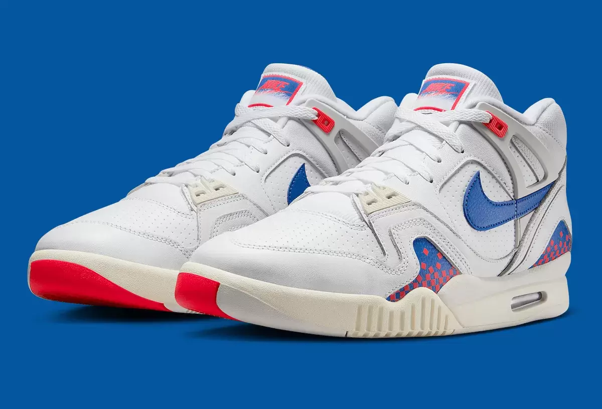 耐克 Air Tech Challenge 2 "像素球場 "8 月 30 日回歸 Nike Air Tech Challenge II, Nike Air Tech Challenge, Nike - 耐克 Air Tech Challenge 2 "像素球場 "8 月 30 日回歸