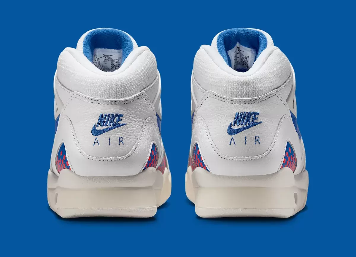 耐克 Air Tech Challenge 2 "像素球場 "8 月 30 日回歸 Nike Air Tech Challenge II, Nike Air Tech Challenge, Nike - 耐克 Air Tech Challenge 2 "像素球場 "8 月 30 日回歸
