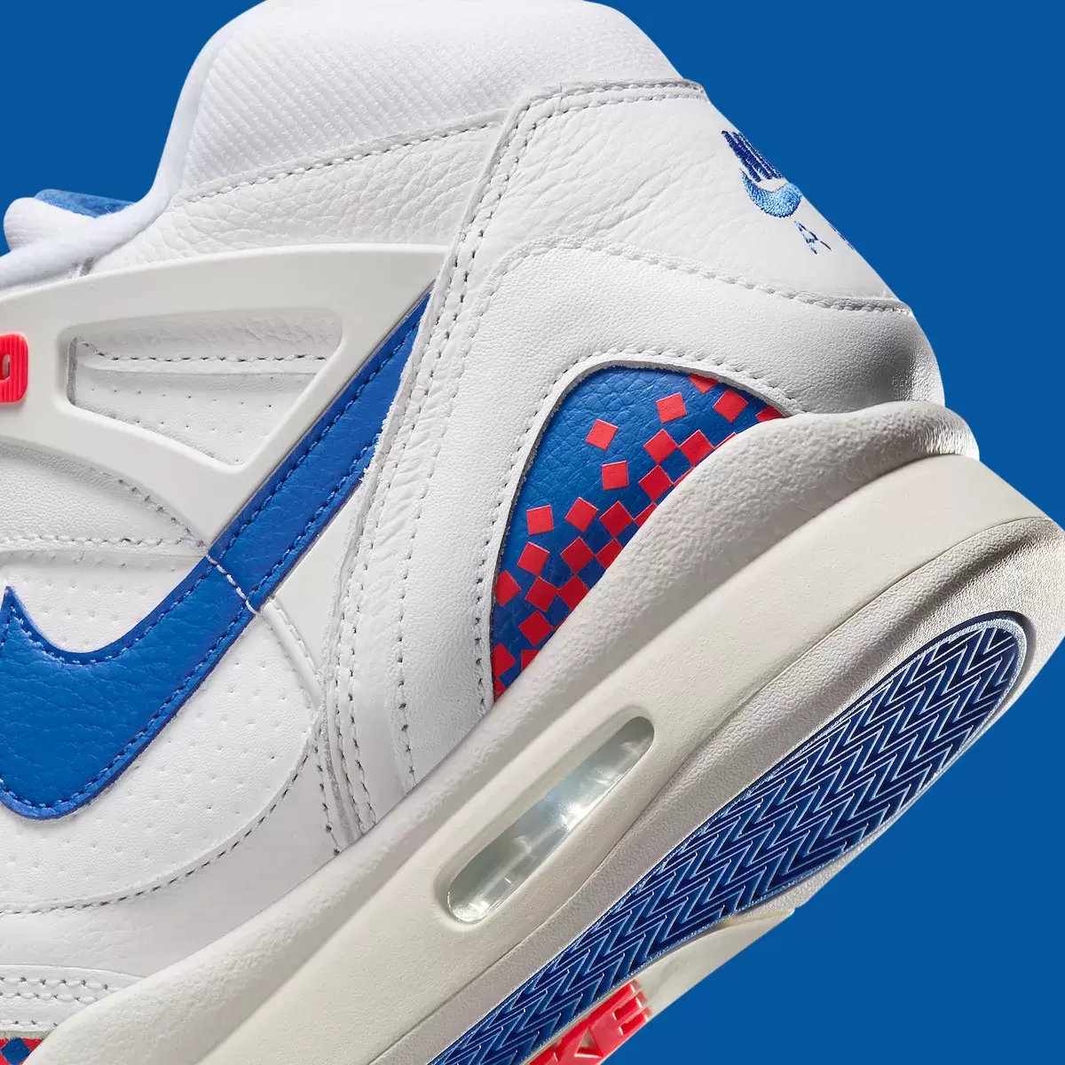 耐克 Air Tech Challenge 2 "像素球場 "8 月 30 日回歸 Nike Air Tech Challenge II, Nike Air Tech Challenge, Nike - 耐克 Air Tech Challenge 2 "像素球場 "8 月 30 日回歸
