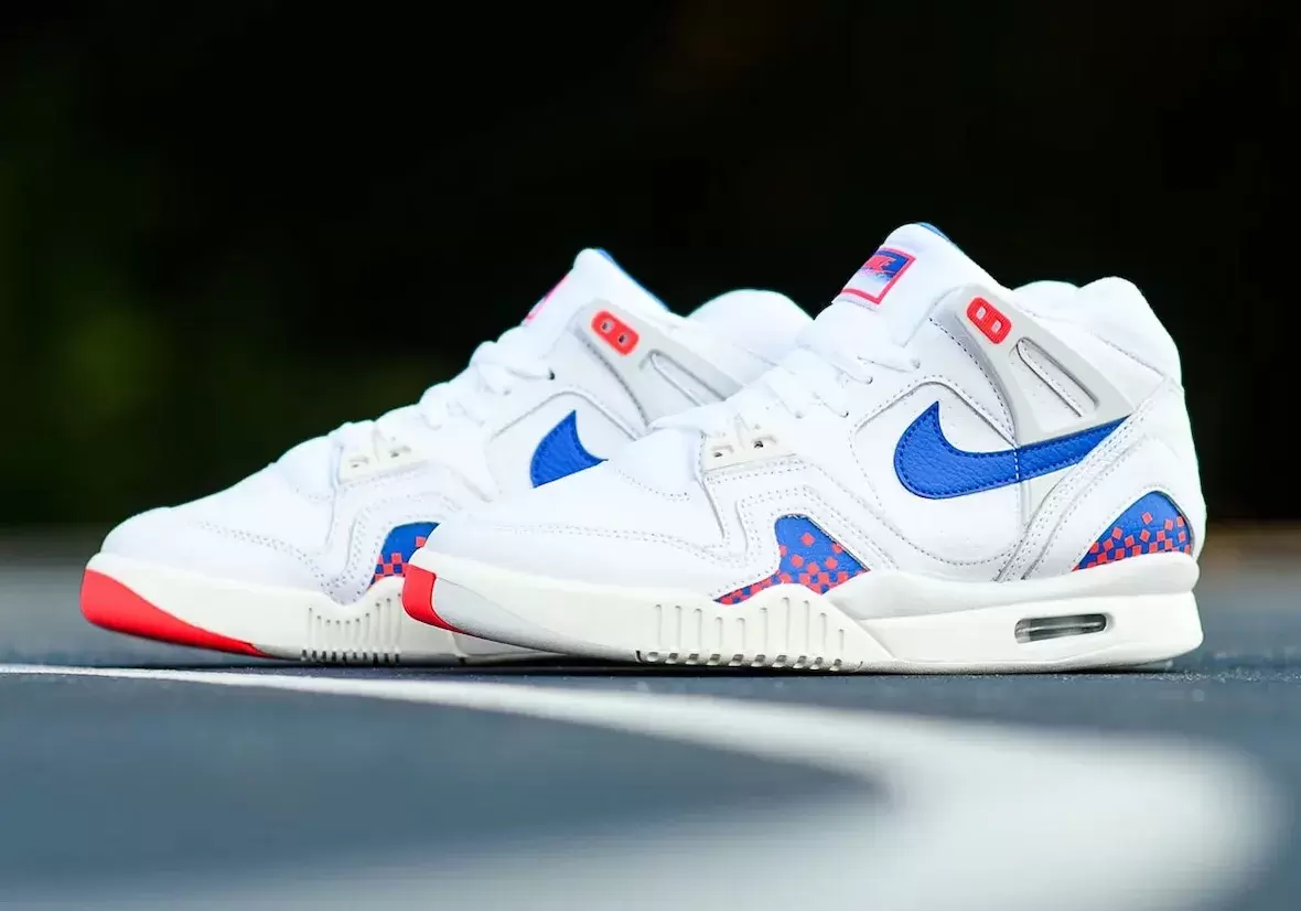 耐克 Air Tech Challenge 2 "像素球場 "8 月 30 日回歸 Nike Air Tech Challenge II, Nike Air Tech Challenge, Nike - 耐克 Air Tech Challenge 2 "像素球場 "8 月 30 日回歸