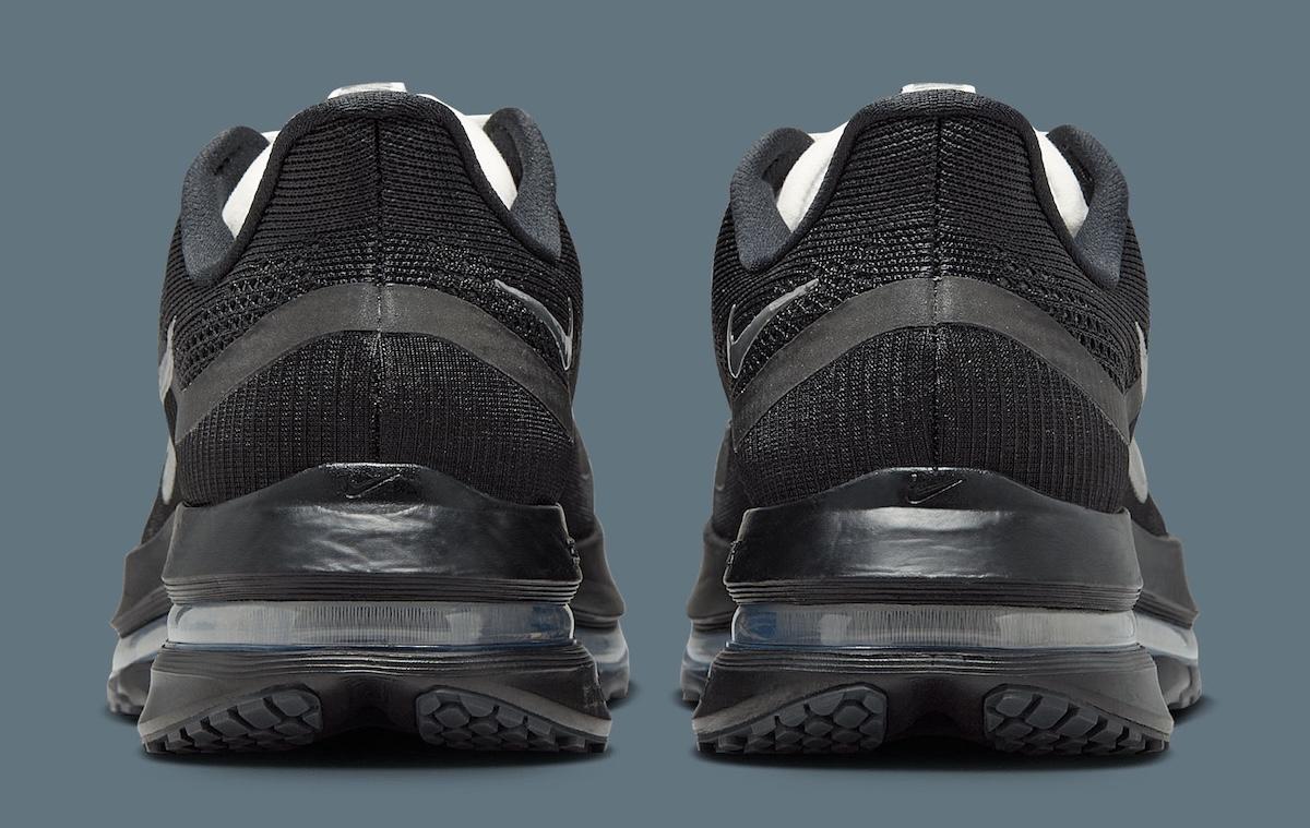這款 Nike Pegasus Premium 上面沒有任何文字 Nike Pegasus Premium, Nike - 這款 Nike Pegasus Premium 上面沒有任何文字